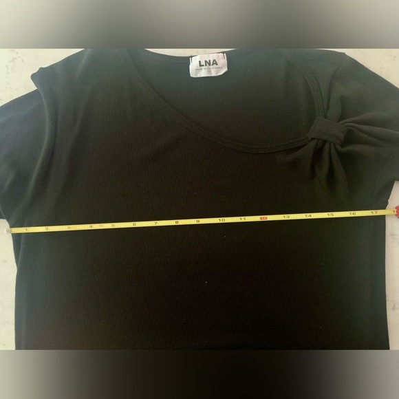 LNA Black Asymmetrical Short Sleeve T-Shirt M - Picture 4 of 5